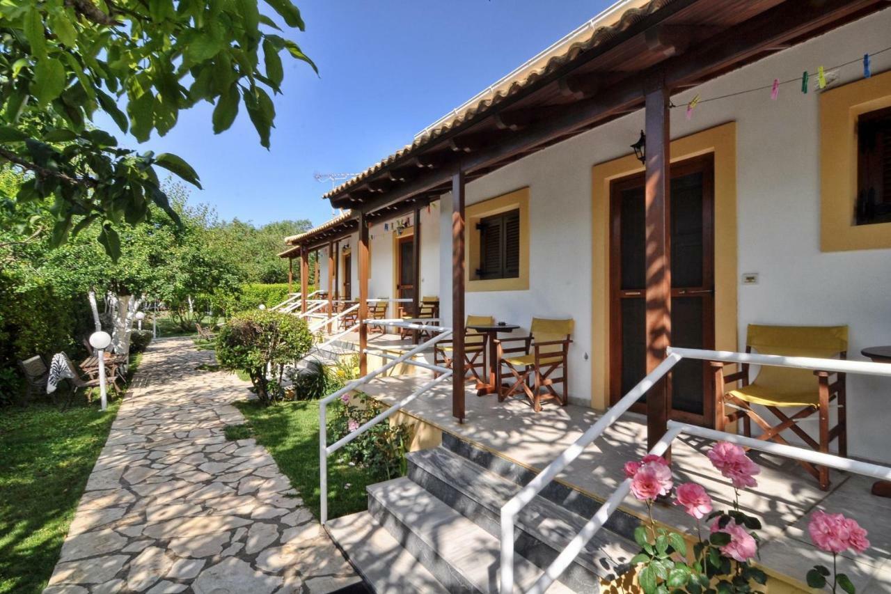 Skafonas Apartments Пелекас Екстер'єр фото